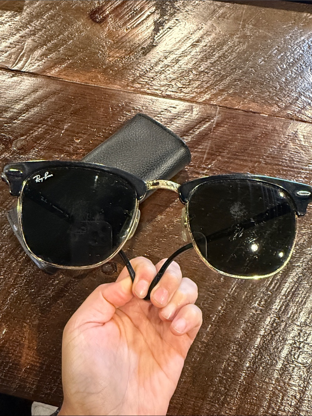 Ray-Ban Black and Gold Clubmaster Eyewear - Picture 7 of 7